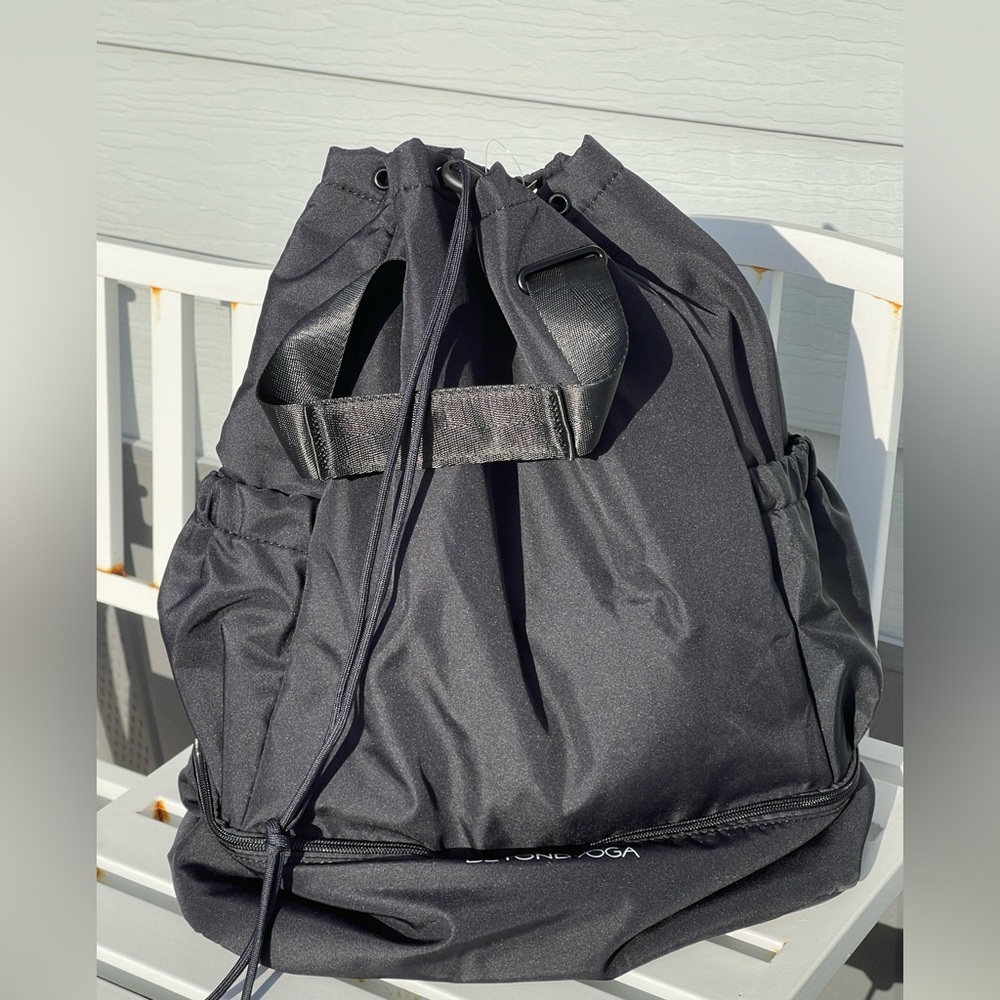 BEYOND YOGA Convertible Gym Bag In Black - Picture 7 of 12
